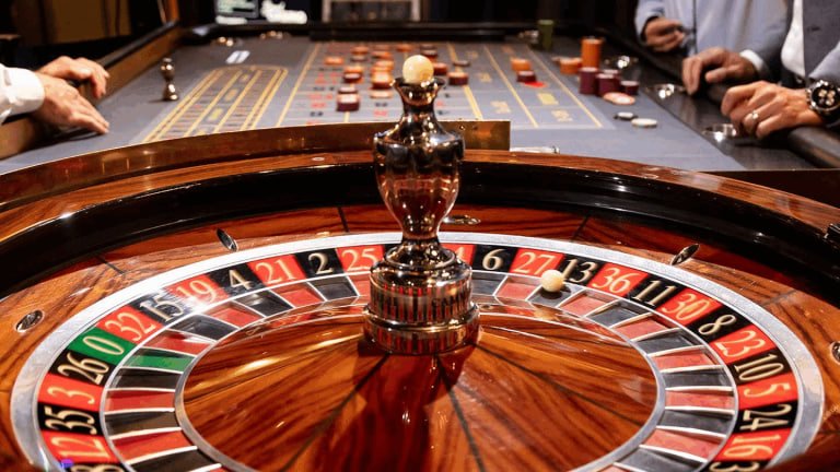 hq 16 Multi-Hand Baccarat